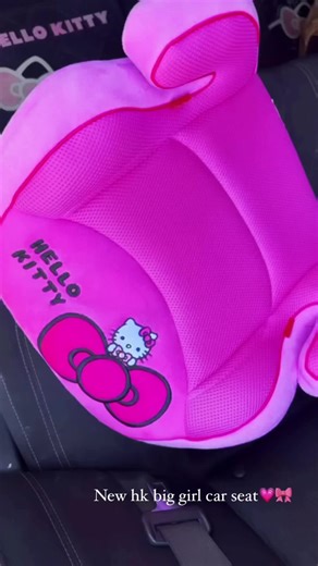 Hello Kitty Car Seat for Your Little Princess