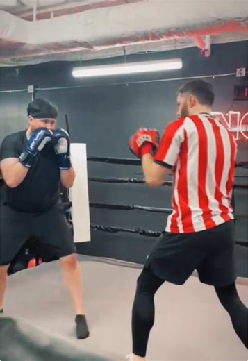 🥊 Evening Boxing Classes at Ringfit Boxing! 🥊 Looking for a fun, high-energy way to stay fit? Our evening boxing classes are the perfect mix of cardio, strength, and technique—open to all levels! Whether you’re a beginner or a seasoned boxer, you’ll get a killer workout and a great sweat. 🔥 Energetic workouts 🥊 Expert coaching 💪 All fitness levels welcome Come throw some punches, burn calories, and have a blast! Give it a try—your first class is waiting! #RingfitBoxing #BoxingWorkout #Eveni