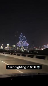 UFO sighting in Austin 👽😱😱 #ufo #extraterrestrials #dronelife #droneshow #austin #austintexas #austinskyline | Channel Cinco