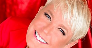 Xuxa lança ‘raridades de Natal’ e resgata momentos da carreira na TV | VEJA Gente