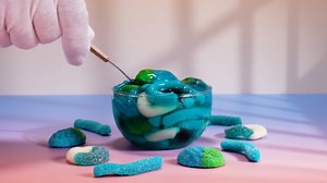 Sour Gooey Gummies – Blue Raspberry Flavor – Wet & Sticky Candy Snack with Sour Ooze – Sweet & Tangy Blue Raspberry Treat – 22 oz Jar