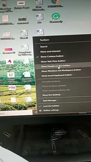 How to hide show taskbar options in Windows 10 #techs #pc #windows10