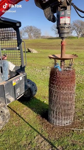 Effortless Fencing with Kubota Wire Roller - Get the Job Done with Ease