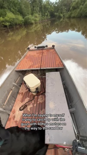 Catch Up with 25HP Outboard Motors at the Sandbar