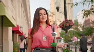 BB&T U TV Spot, 'Everything in Your Hands'