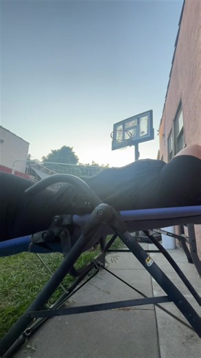 This machine actually does help my tummy get flatter. And you definitely do feel it the next day after your first use. Staying consistent has been a struggle with all life has thrown at me but starting to take my health more seriously has felt good. #absworkout #abmachine #workoutmotivation #motivation #yougothis #ificandothissocanyou