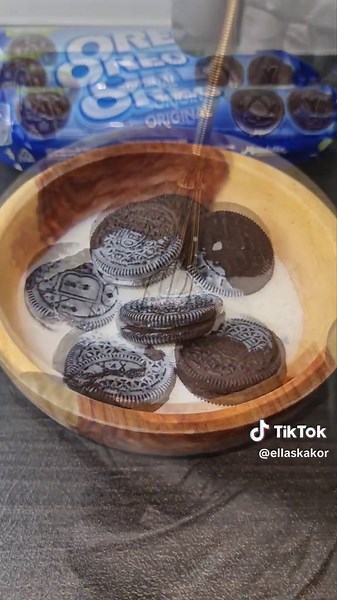 Easy Oreo Cake Recipe in Microwave | 4-Ingredient Dessert