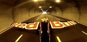 WATCH: Stunt pilot flies plane through long tunnel to set 5 world records