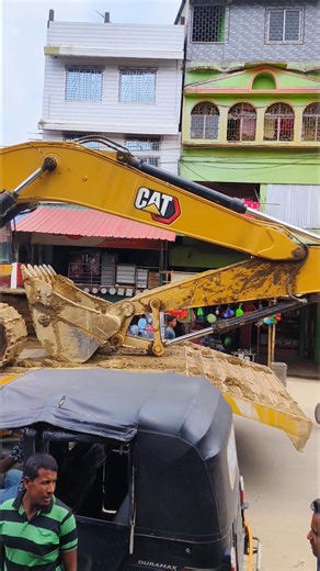 Bulldozer cat louding truck🧐💪#jcbtruck #jcblovers #jcbexcavator #shortvideo #youtubeshorts