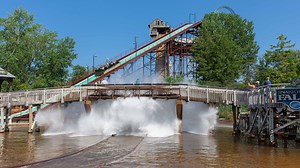 Riders take final plunge on Snake River Falls at Cedar Point, say farewell on social media
