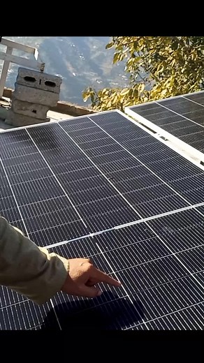Exploring Solar Panels: A Hands-On Demonstration