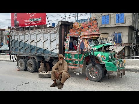 Truck’s Rear Axle Snapped on the Road | Brilliant Repair Brings It Back to Life