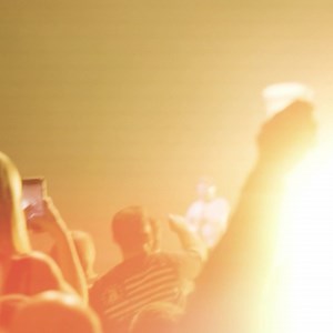 Cincinnati, Aaron Lewis' The American Patriot Tour 2024 is heading to you! Get you tickets to the show at Hard Rock Casino Cincinnati on 6/15 at https://bit.ly/44PmHgs | Aaron Lewis