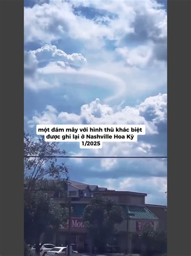 Chắc trùng hợp nên nó mới có hình dĩa 🐧🐧 #bronamufo #alien #xuhuong #UFO