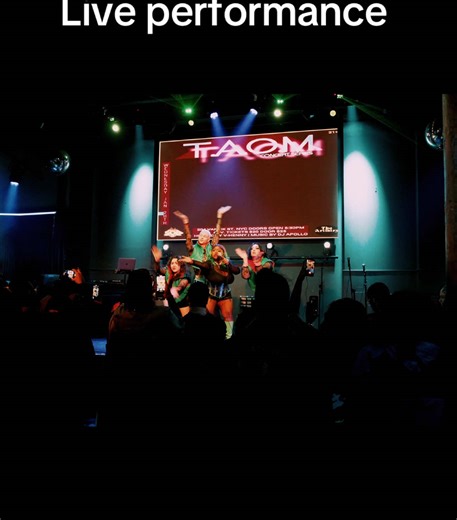 If you didn’t know now you know 😉💞🅿️ #liveperformance #livemusic #femalerappers #lifeoftheparty #plussizebarbie