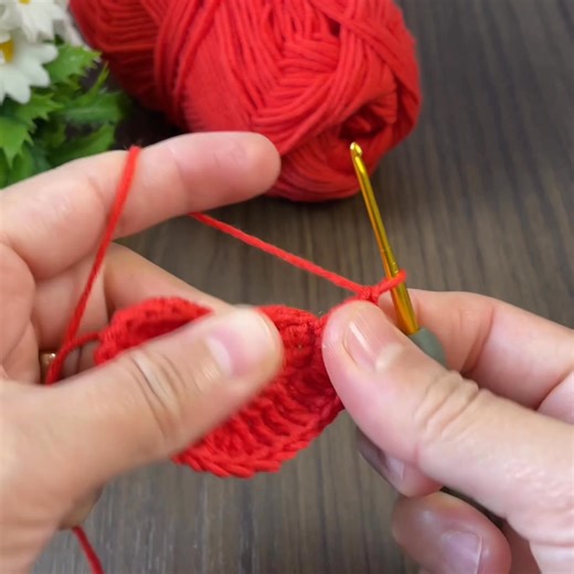 26K views · 503 reactions | I made 100 of them and sold them all in one day. This is a genius idea. You will love it  #crochet #motif Bölüm 10 | Knitting crochet | Facebook