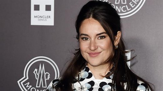 Shailene Woodley Jumped "Headfirst" Into Aaron Rodgers Romance