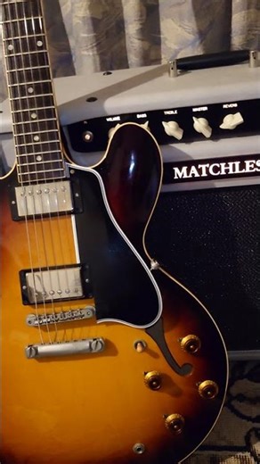 Gibson historic 1958 ES‐335 vintage burst♪