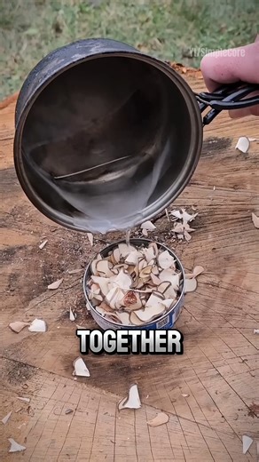 DIY Survival Fire Hack😲
