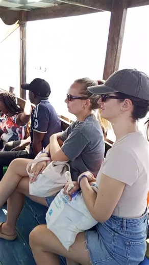 welcome to Mr bla 🐬 bla dolphin safaris..for more info contact me on WhatsApp number/ 254790909953