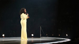 Oprah Shares Her 2 Greatest Weaknesses - Video