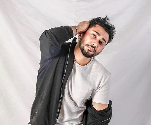 Zaid Darbar Height, Age, Girlfriend, Wife, Family, Biography & More » StarsUnfolded