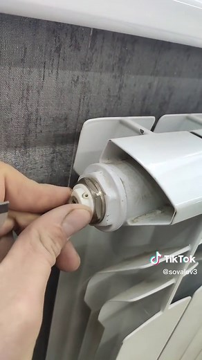 How to Fix a Leaking Radiator at Home