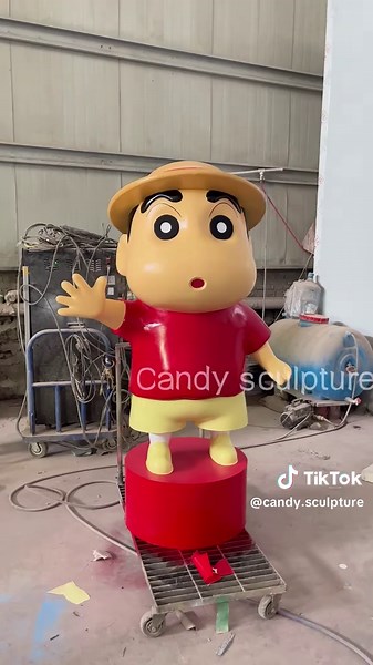 Fiberglass Wax Crayon Sculpture in Lincoln Mall