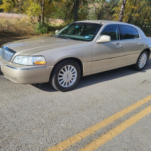 2005 Lincoln Town Car SIGNATURE | eBay