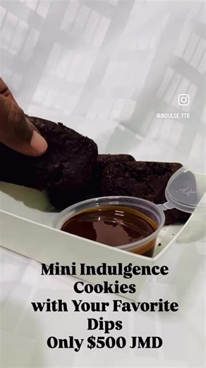 ✨Introducing our NEW Mini Indulgence Cookies Boxes! ✨🍪 Three mini cookies. One creamy dip. Endless indulgence. 😍 Egg-Free, Low-Sugar, Dairy-free all for a Guilt-Free Indulgence Always! Choose your dip: 🍫 Dark Chocolate 🤍 White Chocolate 🍯 Caramel Choose your vibe: ✔ Assorted cookies ✔ One favorite flavor Perfect for gifting, sharing… or keeping all to yourself 👀💛 📍Available now from Indulge Your Taste Buds 📩 DM to order or Visit our website #MiniIndulgenceBox #IndulgeYourTasteBuds #Cook