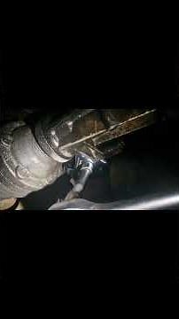 How to remove a stuck oil filter