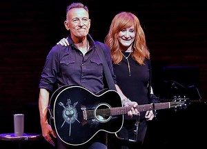 Bruce Springsteen Makes Jokes About DWI Arrest During One-Man Show