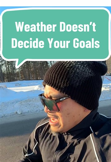 Just because the weather isn’t optimal doesn’t mean you can’t chase your goals today. There was a good amount of snow on the ground and going for a sub 25 wasn’t easy. But choosing the right gear and having the right mindset is what keeps you moving forward. Don’t make excuses find ways. Adjust, adapt and keep showing up. Anything is possible if you’re willing to try. #running #runner #marathontraining