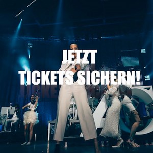 🎉 Black & White Party mit Alex Christensen & The Berlin Orchestra! 🎶 Erlebe die Legende der 90er live auf der Loreley! Mit Hits wie „Das Boot“, „United“ und „Ritmo de la Noche“ erreichte Alex Christensen Kultstatus. Auf der Loreley treffen Techno und Dance auf Klassik und verschmelzen zu einem gigantischen Live-Erlebnis! 🖤🤍 Zieh dein bestes Schwarz/Weiß-Outfit an und verwandle die Loreley in einen epischen Dancefloor! 📅 24.08.2024 📍 Ort: Loreley 🕒 20 Uhr Sichere dir jetzt deine Tickets! �