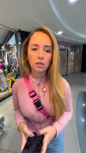 Centro Comercial Ciudad París es un icono de tecnología en Barquisimeto. 🌇 Todo lo que busques y como lo llames, “Cochinito o cargador” 😅 hasta una nevera inteligente, electrodomesticos, equipos celulares, ordenadores completamente nuevos, accesorios y más en cualquiera de nuestras tiendas -@VOXCELLULARCA -@FRAGAVZLA -@NOVI_TECNOLOGIA -@KINGPHONECA -@TECHNOBOXCA -@PRIMEZONEBARQTO -@TEBTECH.VE -@DOCTORPANTALLA -@SMARTCONEXIONES -@TUCELBQTO -@IFOX_CELL Ven al C.C. Ciudad París y encuentra todo l