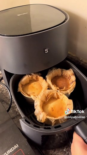 cheesecaaakeee 🫐 Edit: Cream cheese used: Magnolia Airfryer: Simplus #fyp#baking#asmr#cheesecake#Vlog