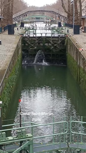 Le canal Saint-Martin. Paris. | PARIS de mes Amours