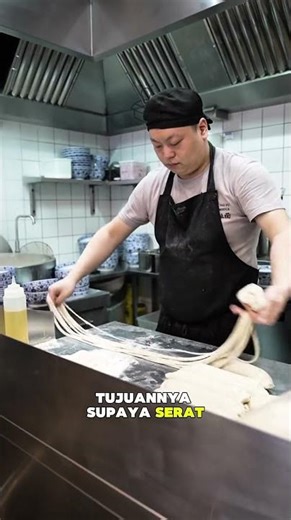 The Secret of Traditional Japanese Ramen: From 1 Dough to 64 Layers