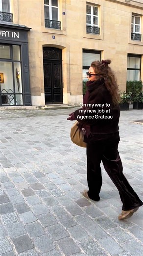 Discover Emily's New Life in Paris - Season 5