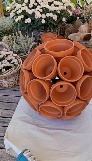 Garten DIY: Deko Pflanz kugel aus Terracotta Ton Töpfen basteln für Sukkulenten Sempervivum/Hauswurz