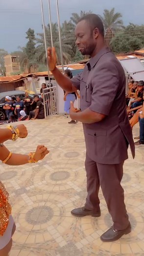DAY 2 of SRC WEEK CELEBRATION:ROYAL NURSING COLLEGE Our Director with the moves🤩#rnc #royalnursingtafo #Royal #src #src #srcweekcelebration🥰😍🥰❤️ #adowa #ashantikingdom #ashanti #culture #cultural