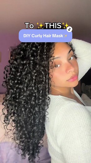 DIY Curly Hair Mask: Avocado, Egg & Aloe Vera