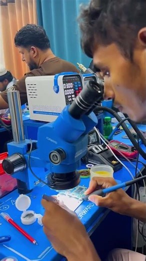 Students Practice করছে Real Device & Premium Tools দিয়ে#SkillDevelopment #HandsOnPractice