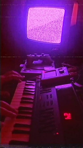 1985 VHS intro hits different 📼