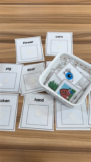 Part of completing an independent task includes…setting up the activity. This works on building task initiation and planning skills! I love a long task like this that requires some problem solving and creativity to think of the most efficient way to complete the task. Interested in our work tasks collection? Comment WORK TASK to get it sent your way! . . . #worktasks #worktask #specialeducationclassroom #specialeducationteacher #specialeducationalneeds #bcba #slp #occupationaltherapist #speechla