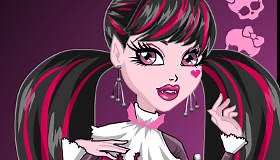Monster High Draculaura Dress Up