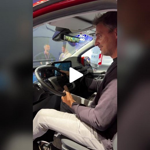 Transforming Your Steering Wheel into a Functional Table - Ford Transit Innovation