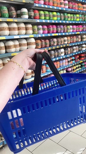 Kit Básico para começar a fazer crochê com 20 Reais! Aqui no Armarinho São José, são muitas opções para você que quer começar a fazer crochê, gastando pouco! Por isso, hoje selecionamos uma opção de até 20 Reais em Materiais! Confira a Sugestão! Garanta os seus materiais no site www.armarinhosaojose.com.br com entrega em todas as regiões! #croche #artesanato #crocheiniciante #saojosearmarinho