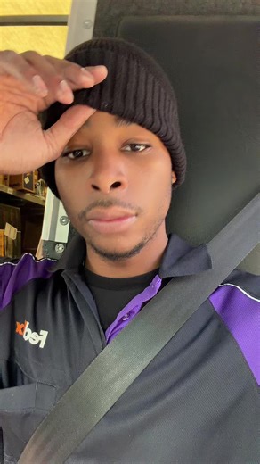 How to Choose the Perfect Messenger Bag for You