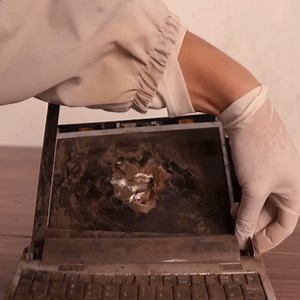 1.4M views · 6.2K reactions | 20 year old ACER laptop was restoration and it miraculously came back to life | Rire avec | Facebook